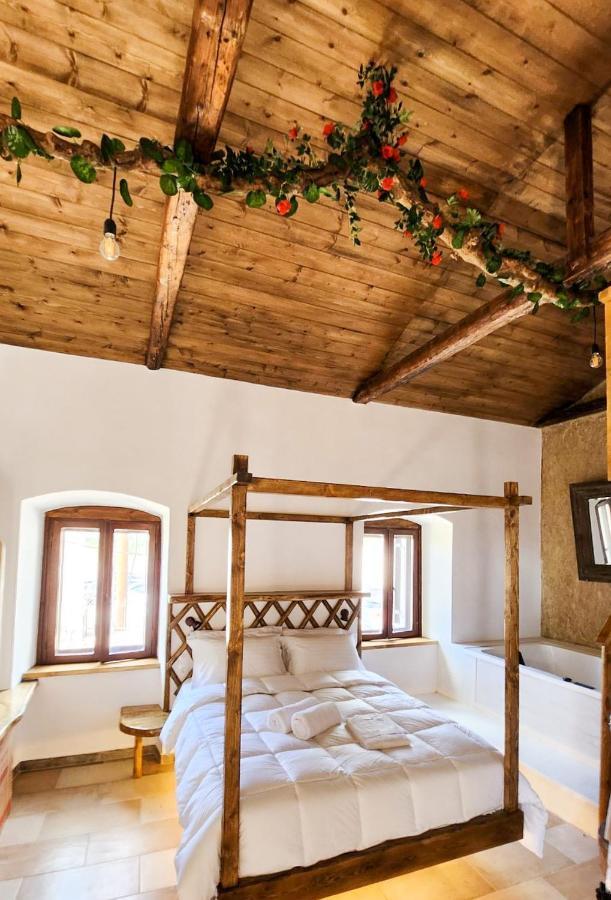 Elia Luxury Rooms Areopoli Exterior photo